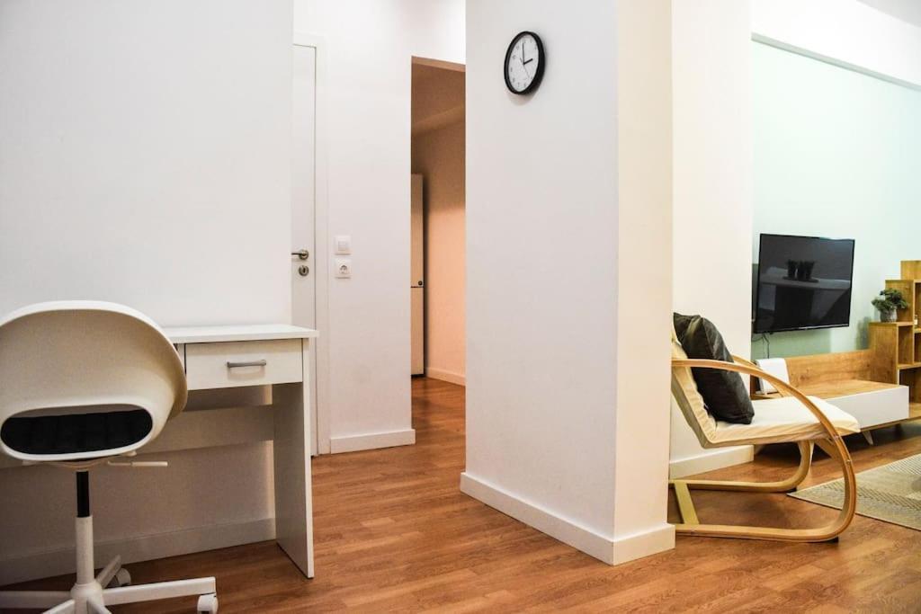 Newly Renovated-City Center Apartment Atény Exteriér fotografie